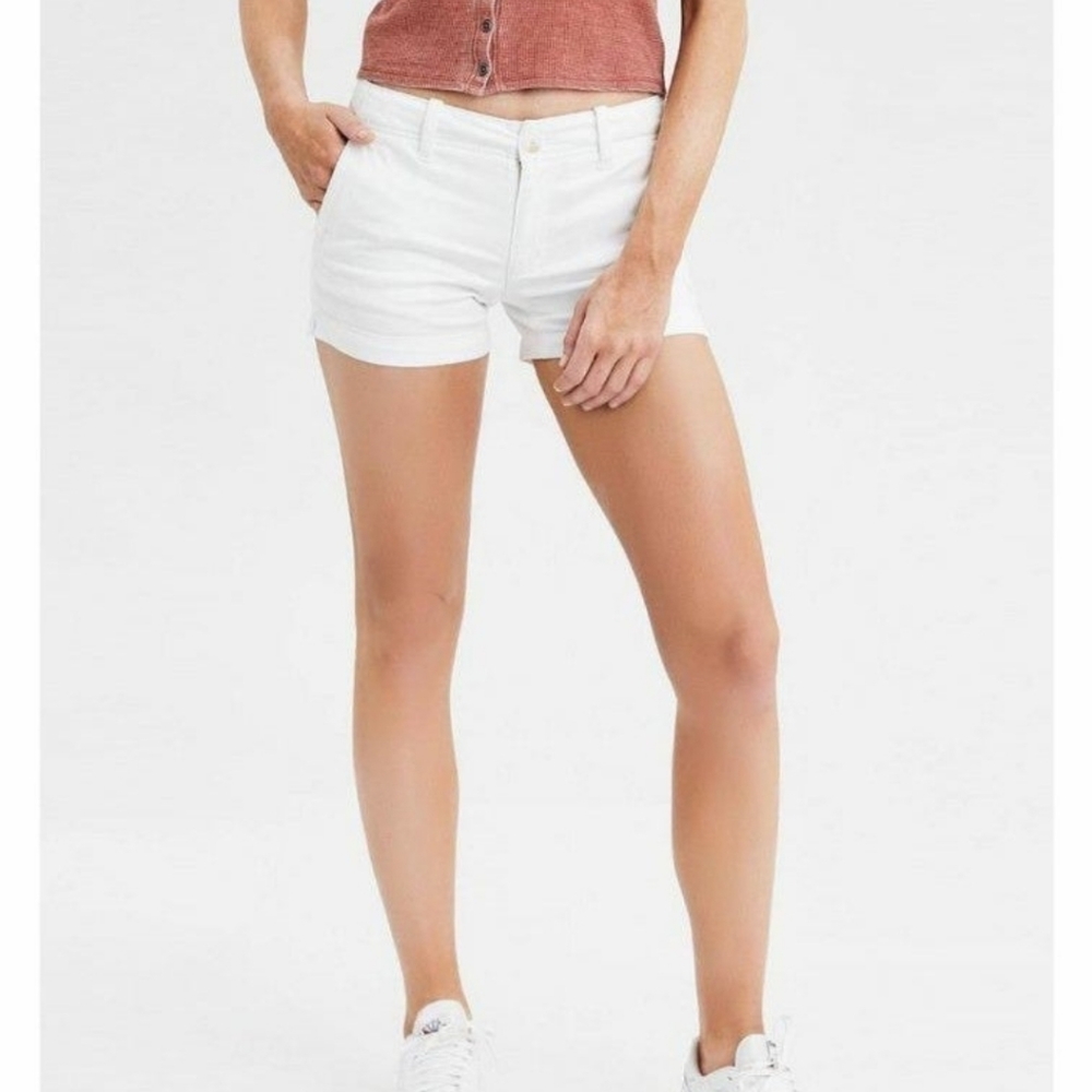 American Eagle Outfitters White Shorts size 2